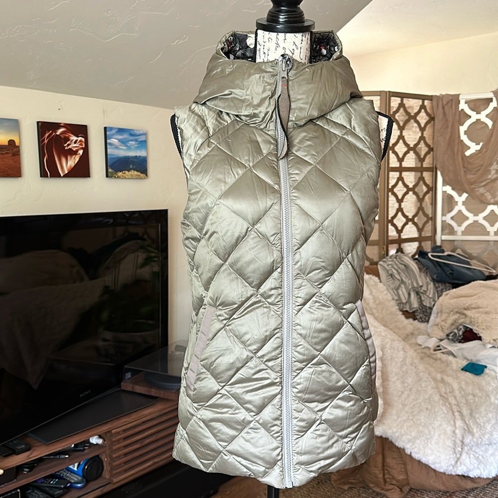 Reversible Lululemon Vest - Med